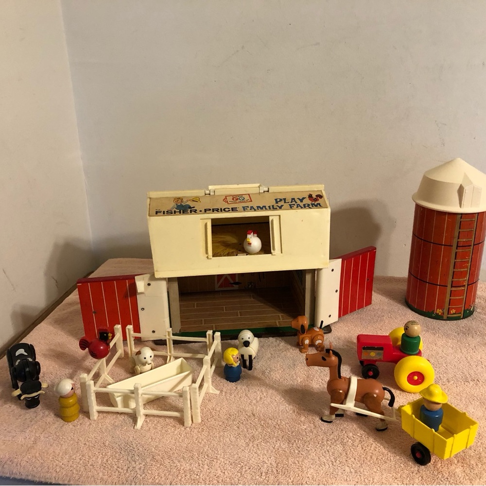 Vintage 1967 Fisher Price Little People Play Family Farm #915 100% Complete